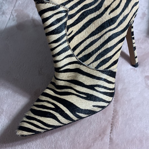 🆕Jessica Simpson Zebra Print Pixillez2 Booties - Picture 11 of 16